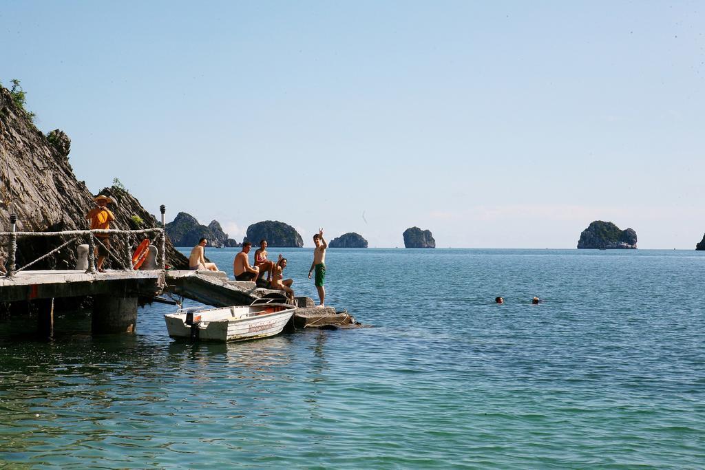 ホテルモンキー アイランド リゾート カットバ島 エクステリア 写真